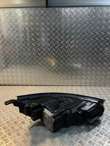 BYD Tang EV600 Full LED права фара STE 4121155